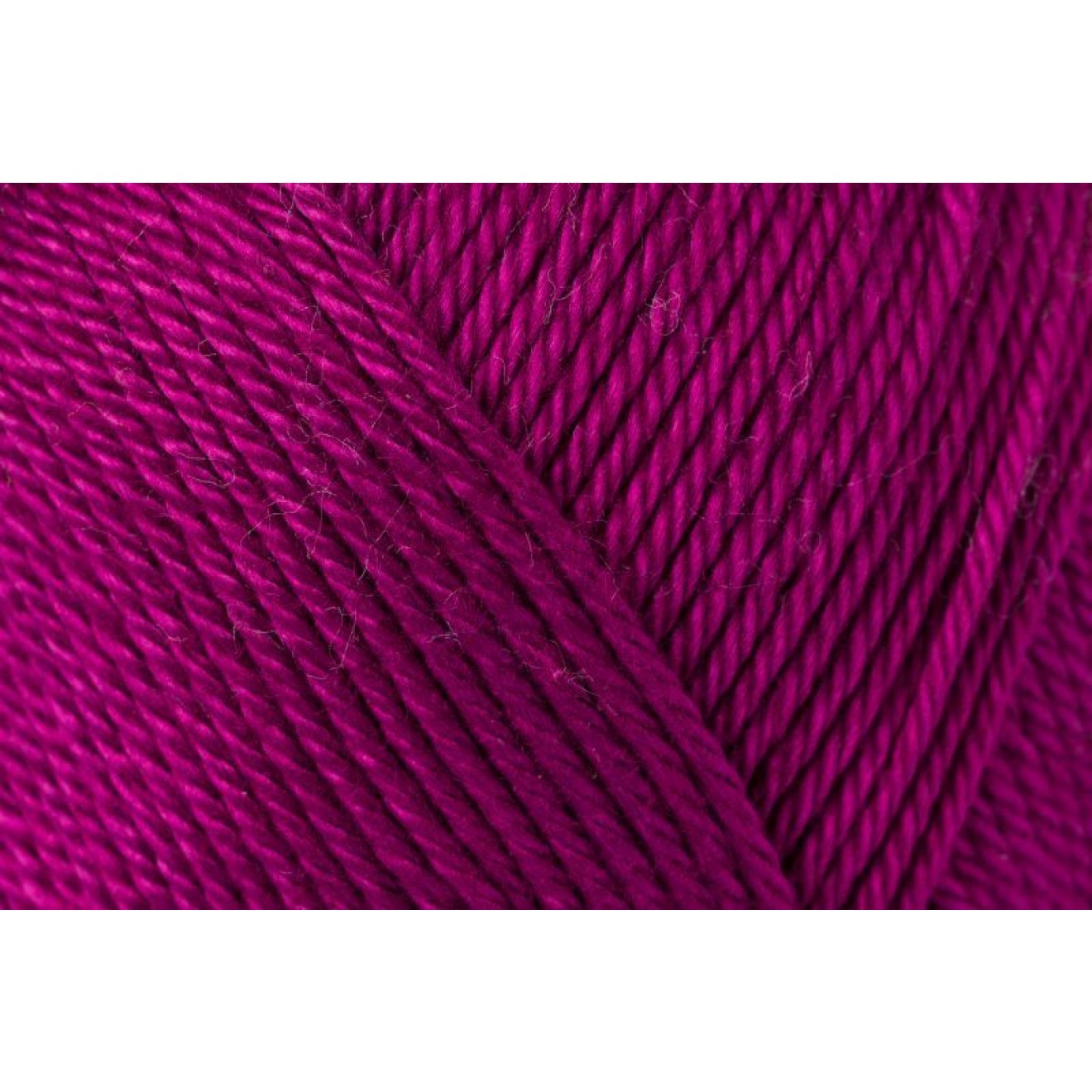 Schachenmayr Catania colour 00128 fuchsia