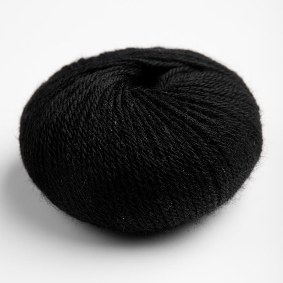 Amano Eco Puna Black 25g yarn