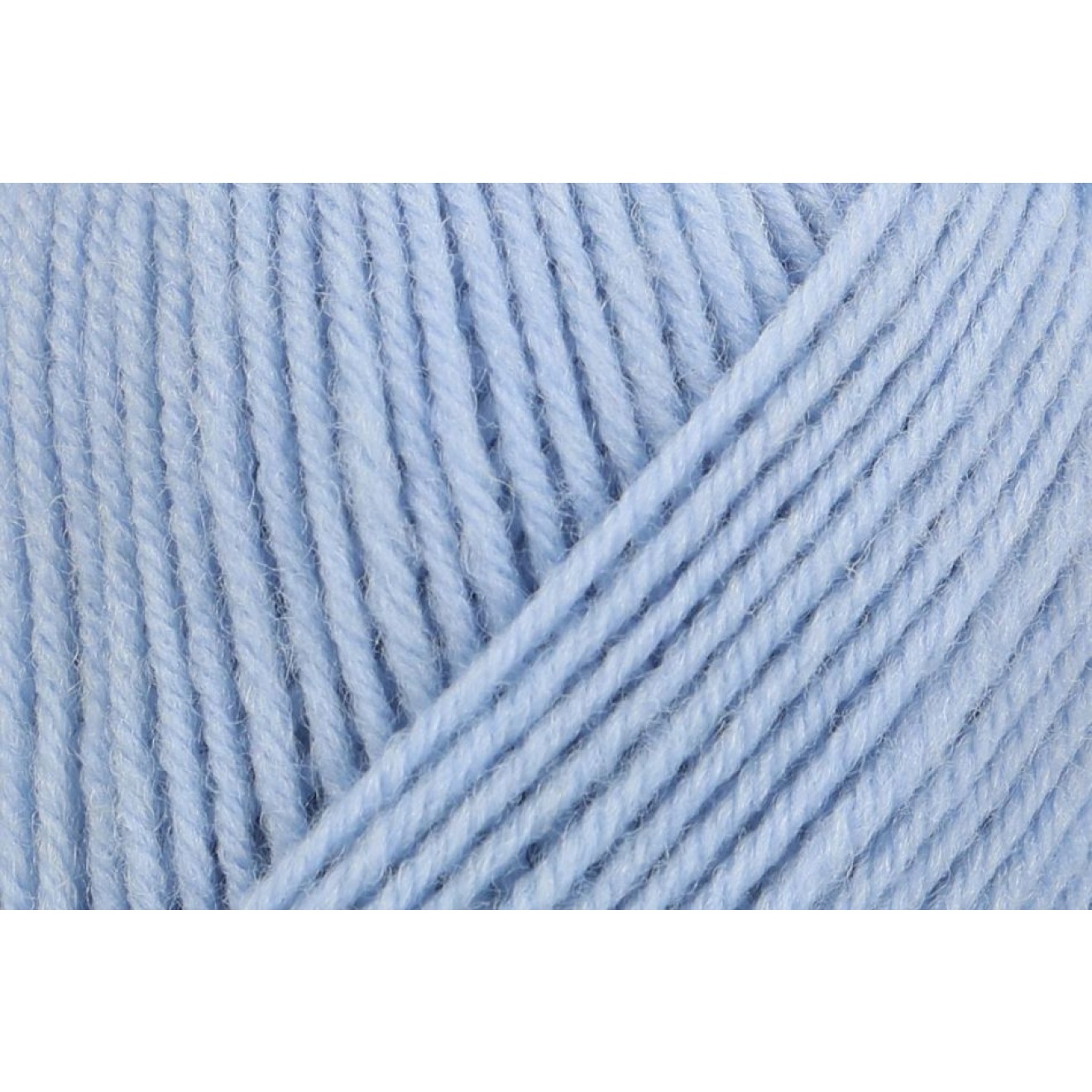 Regia 4-ply colour 01063 baby blue
